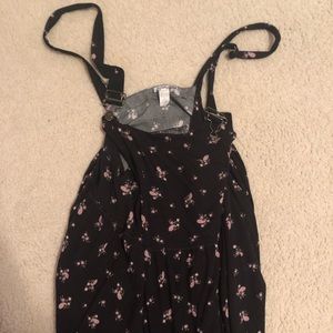 Overall dress